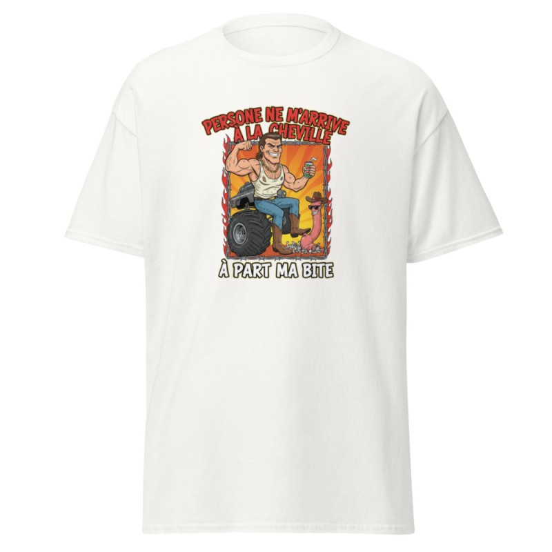 T-shirt beauf "personne ne m'arrive à la cheville à part ma bite"